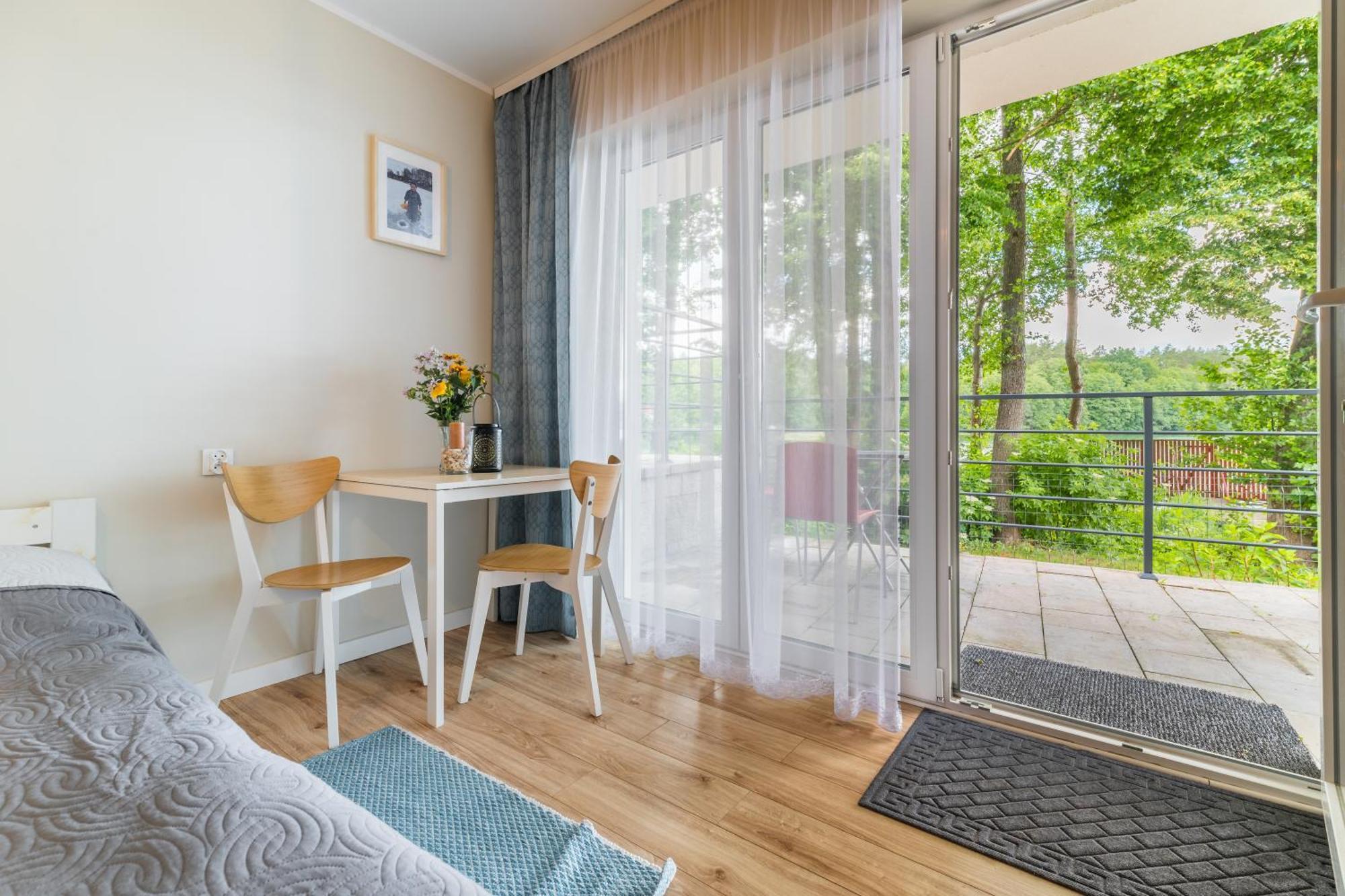 Domki Nad Brzegiem Dluzek Ngoại thất bức ảnh