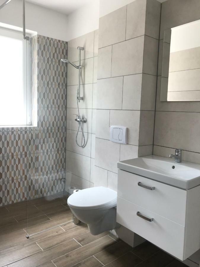 Domki Nad Brzegiem Dluzek Ngoại thất bức ảnh